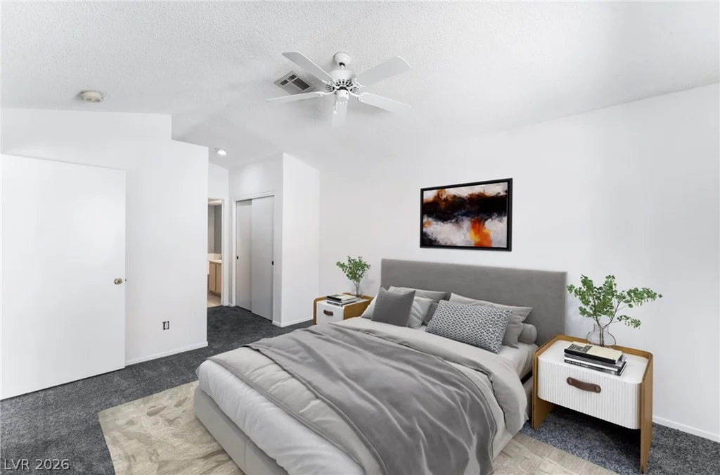 7820 Ravenhollow, Las Vegas, NV 89145