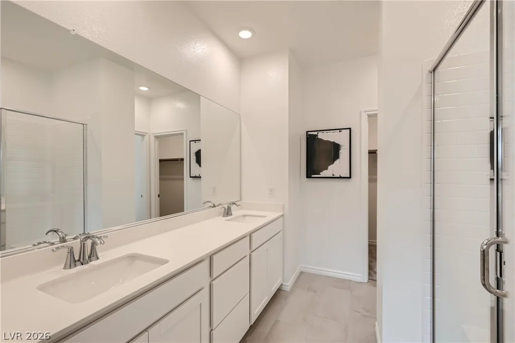 242 White Crest Peak, Henderson, NV 89015