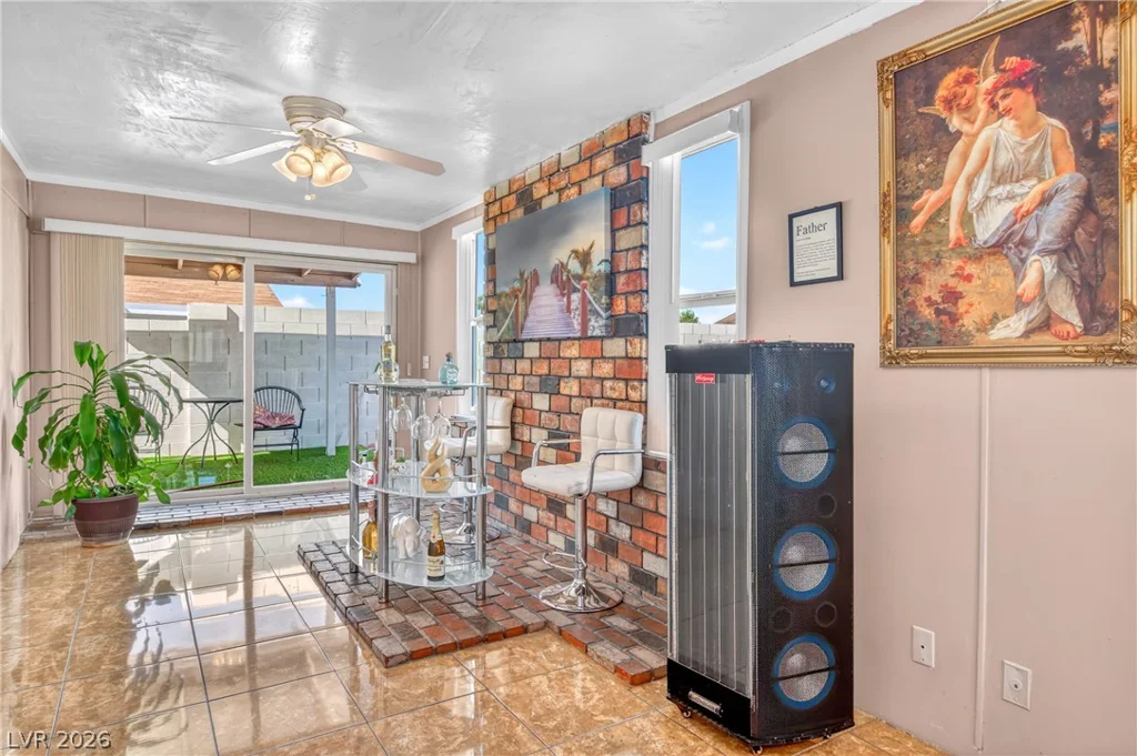 4302 Cloverhill, Las Vegas, NV 89147