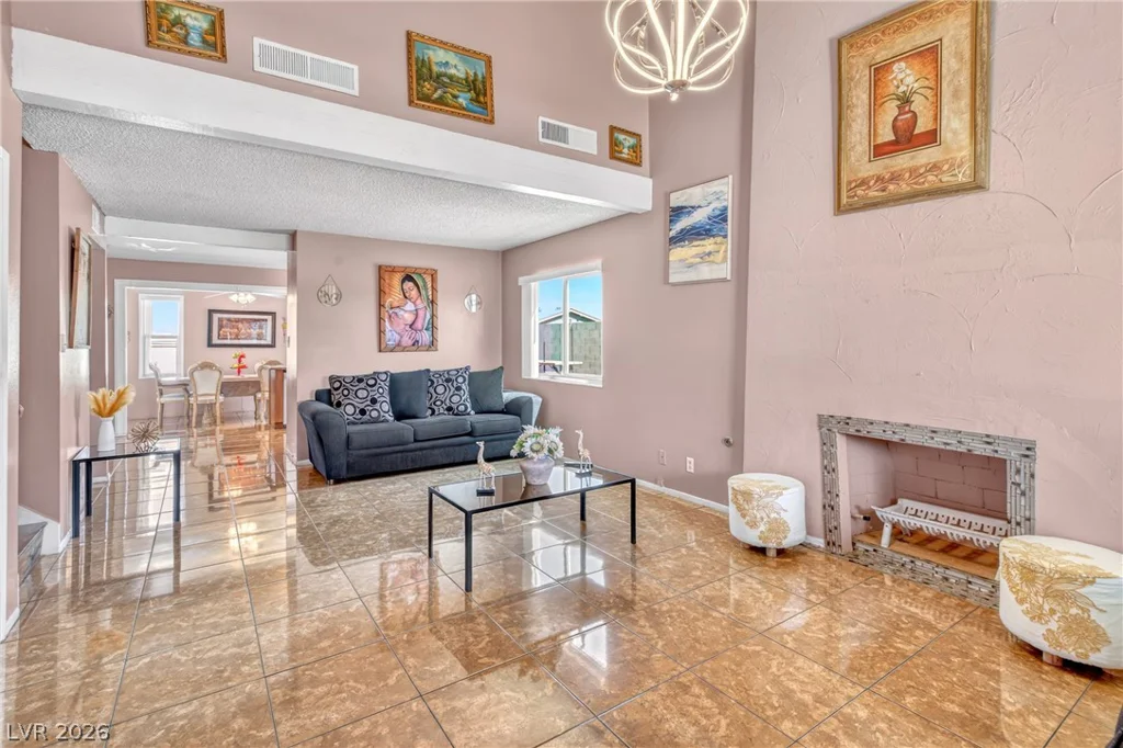 4302 Cloverhill, Las Vegas, NV 89147
