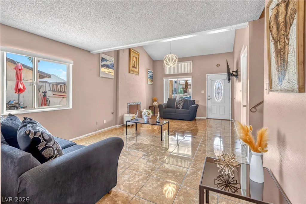 4302 Cloverhill, Las Vegas, NV 89147