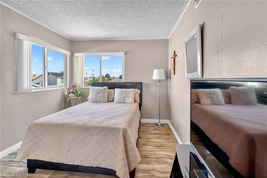 4302 Cloverhill, Las Vegas, NV 89147