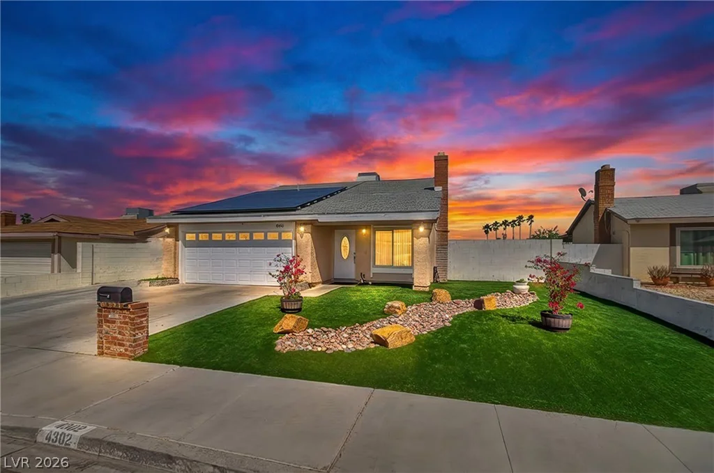 4302 Cloverhill, Las Vegas, NV 89147