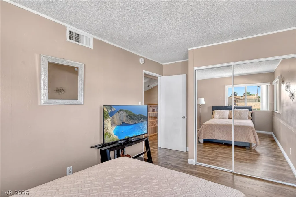 4302 Cloverhill, Las Vegas, NV 89147
