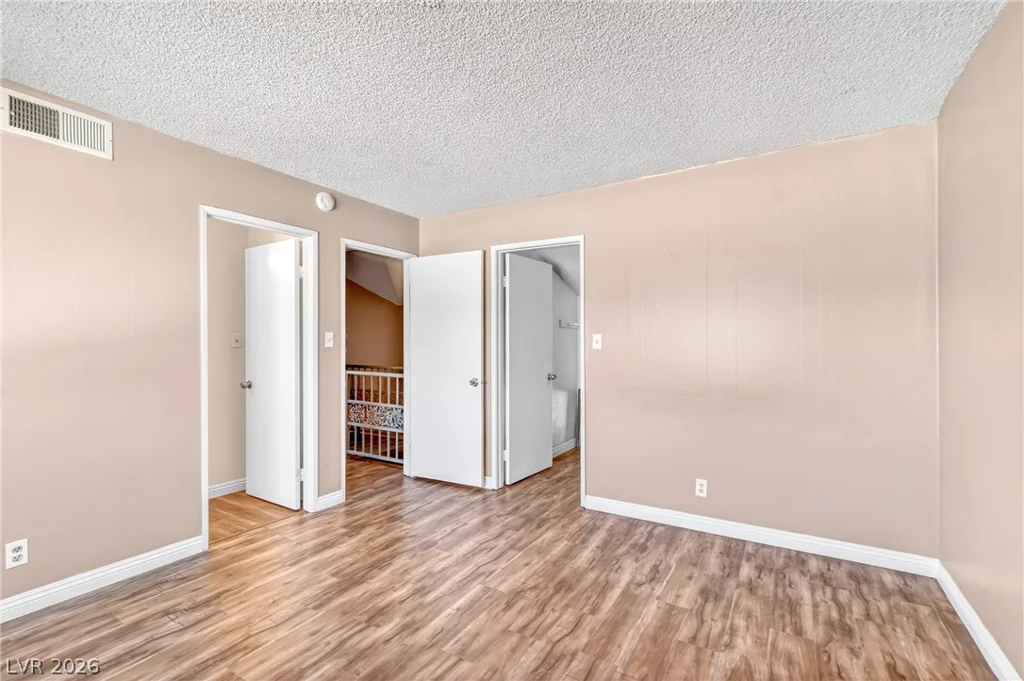4302 Cloverhill, Las Vegas, NV 89147