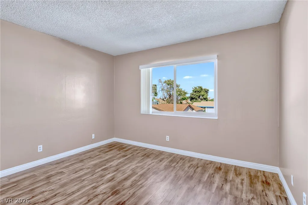 4302 Cloverhill, Las Vegas, NV 89147