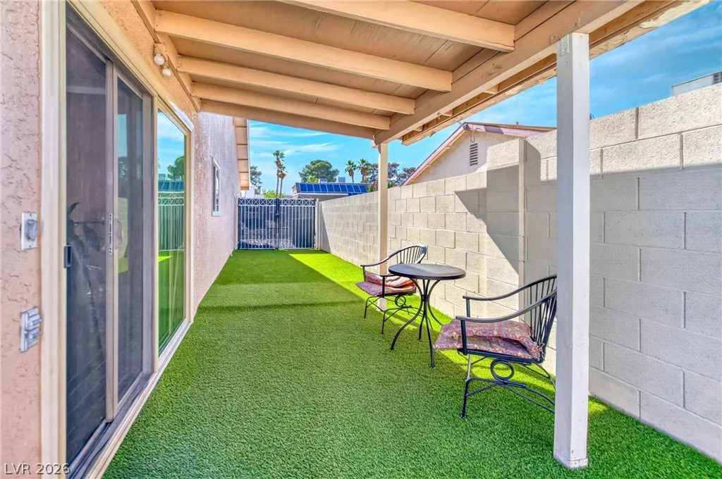 4302 Cloverhill, Las Vegas, NV 89147