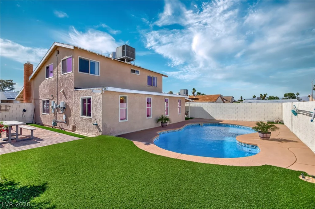 4302 Cloverhill, Las Vegas, NV 89147