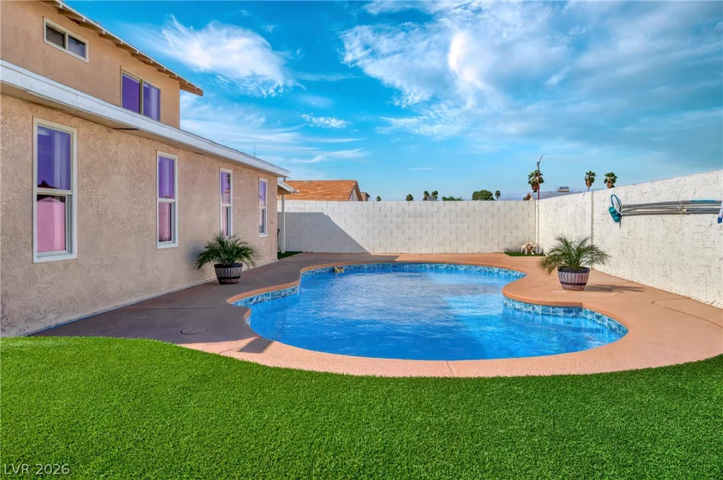 4302 Cloverhill, Las Vegas, NV 89147