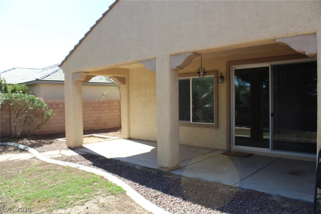 8412 River Ridge, Las Vegas, NV 89131
