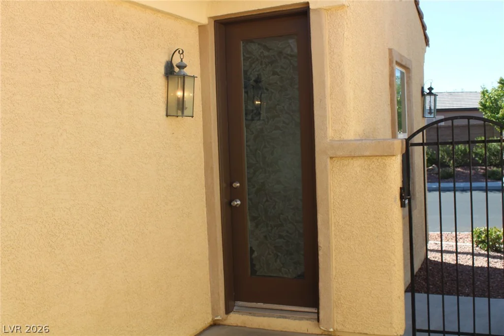 8412 River Ridge, Las Vegas, NV 89131
