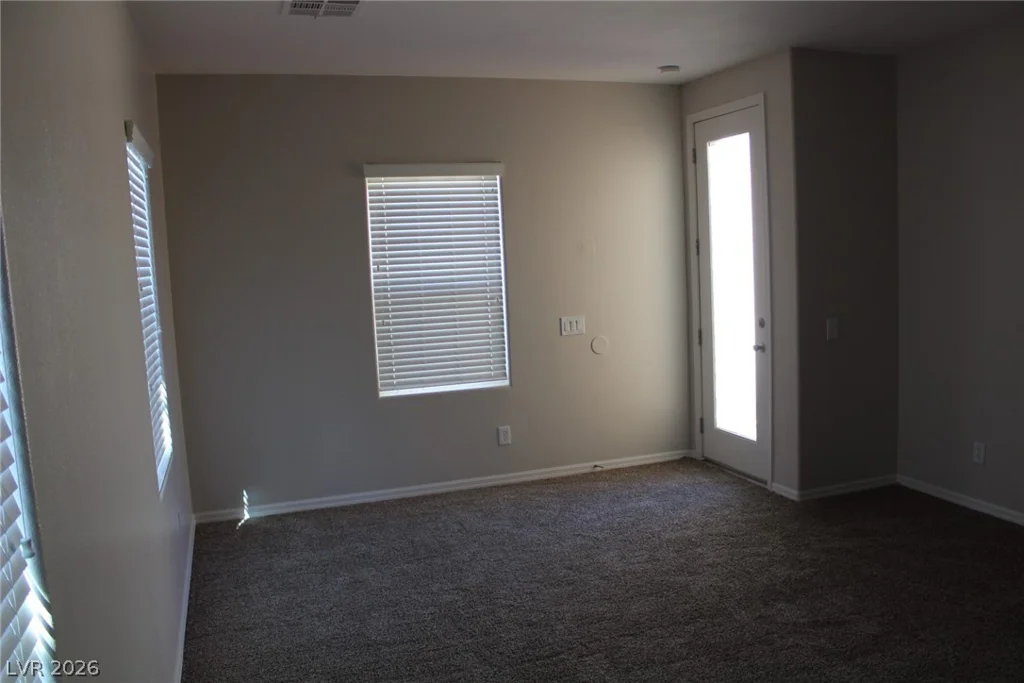 8412 River Ridge, Las Vegas, NV 89131