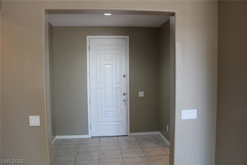 8412 River Ridge, Las Vegas, NV 89131