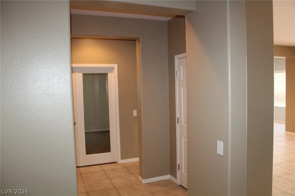 8412 River Ridge, Las Vegas, NV 89131