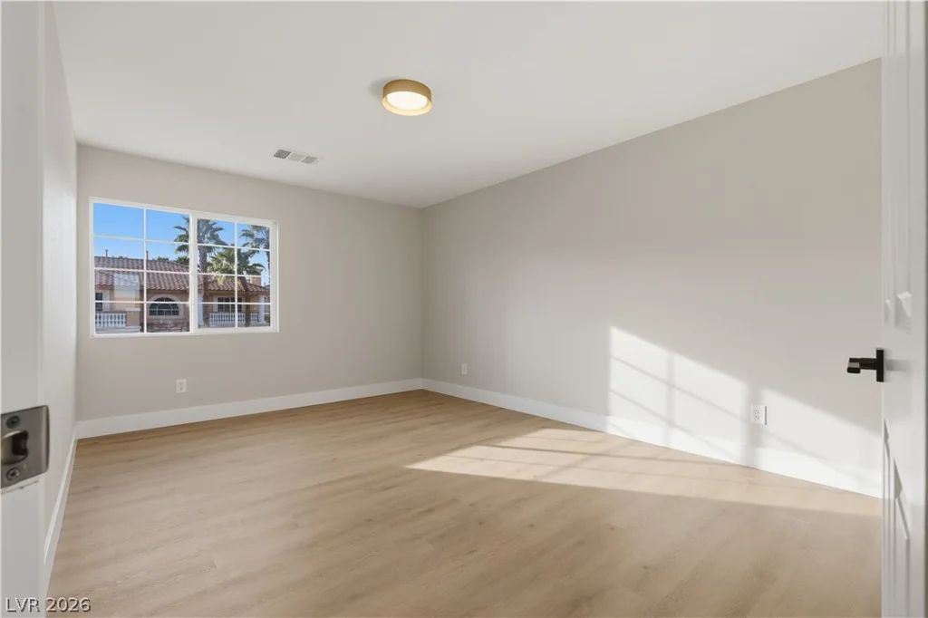 7536 Gossamer Wind, Las Vegas, NV 89139