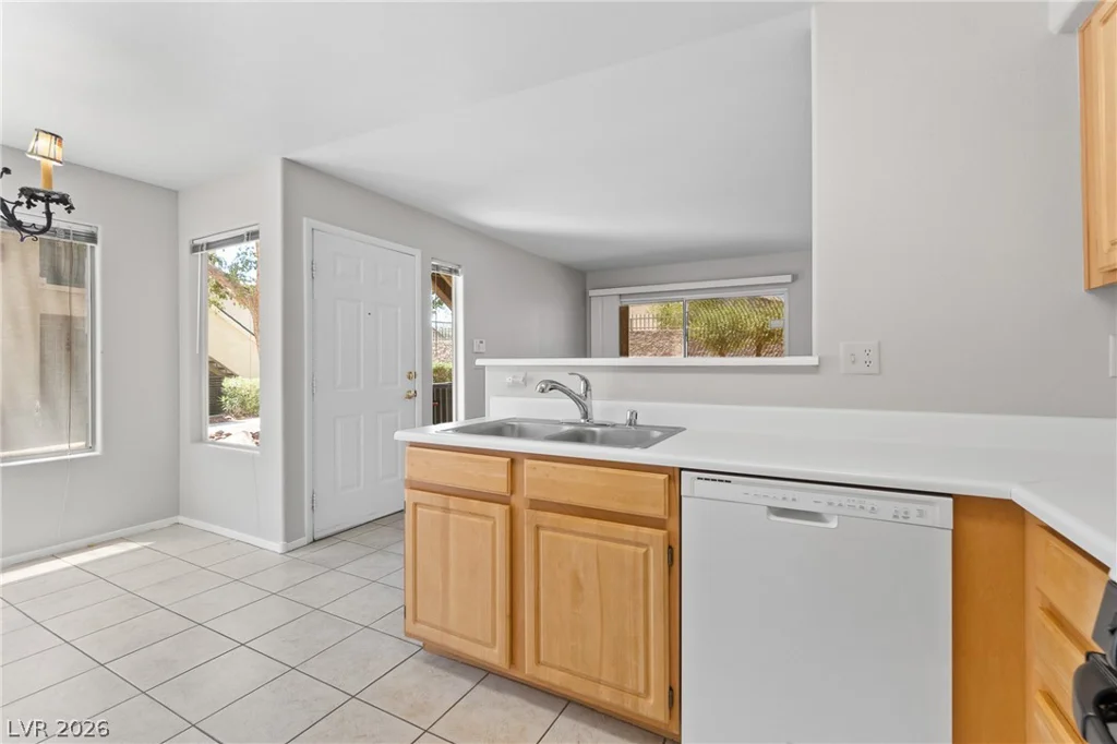 5710 Tropicana, Las Vegas, NV 89122