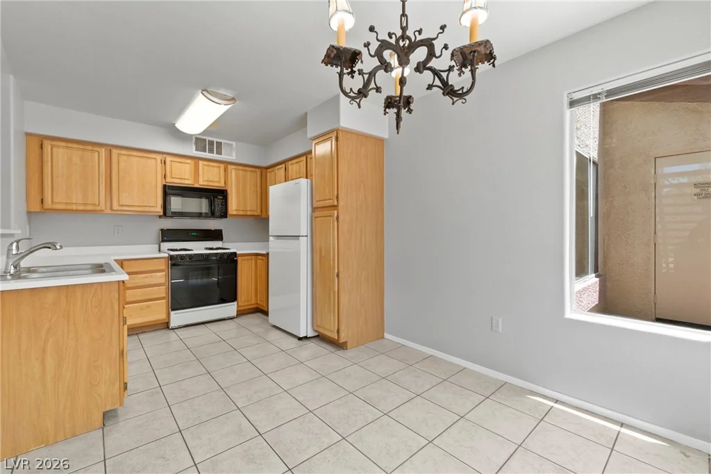 5710 Tropicana, Las Vegas, NV 89122