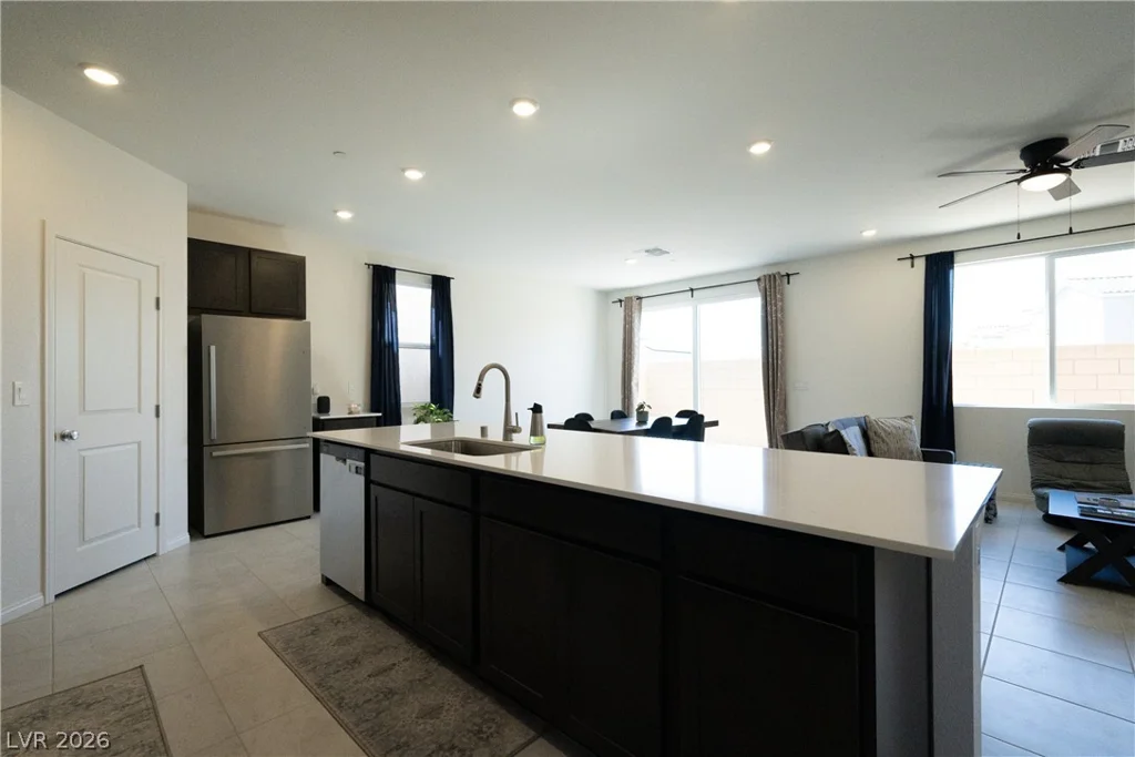 8447 Vacarez, Las Vegas, NV 89149