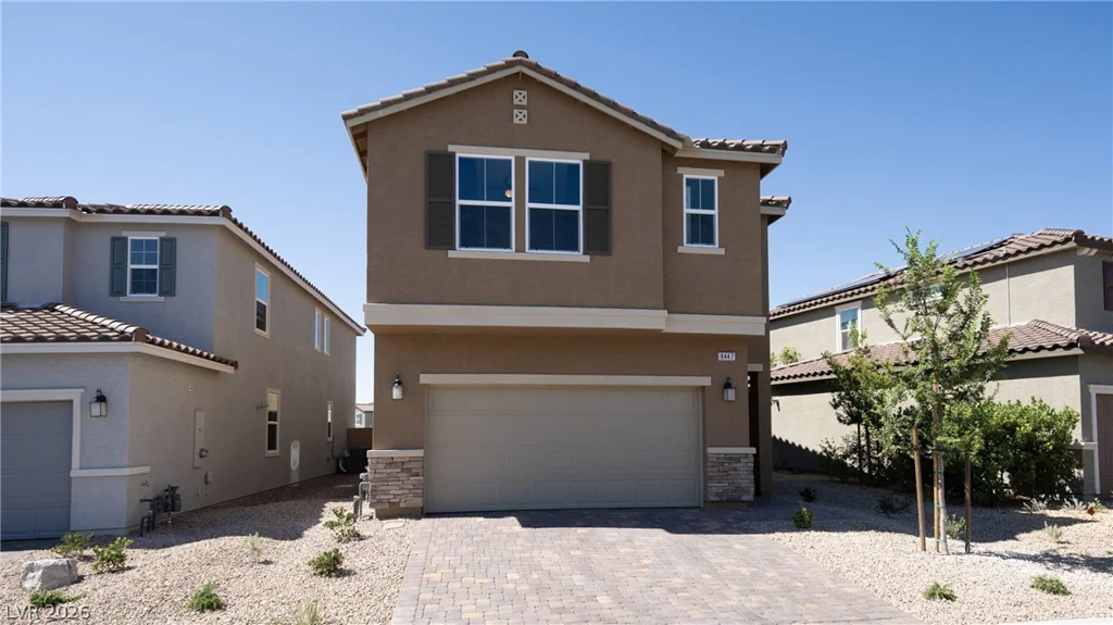 8447 Vacarez, Las Vegas, NV 89149