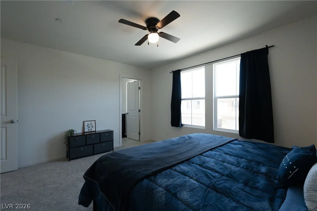 8447 Vacarez, Las Vegas, NV 89149