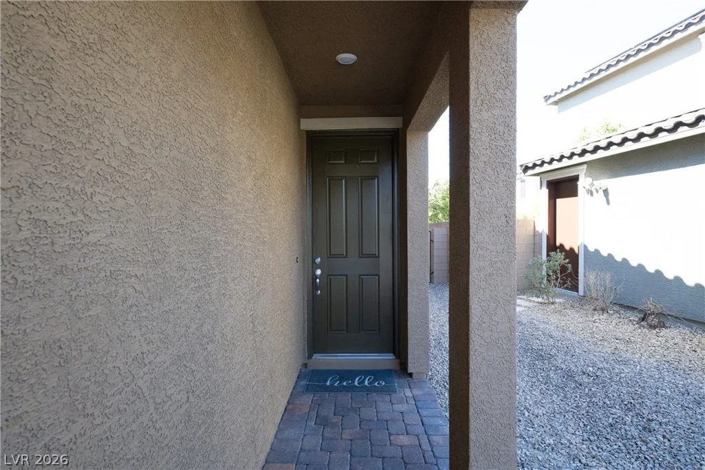 8447 Vacarez, Las Vegas, NV 89149