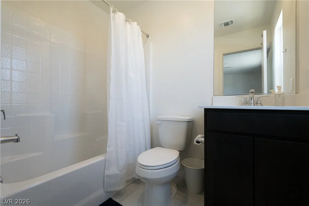 8447 Vacarez, Las Vegas, NV 89149