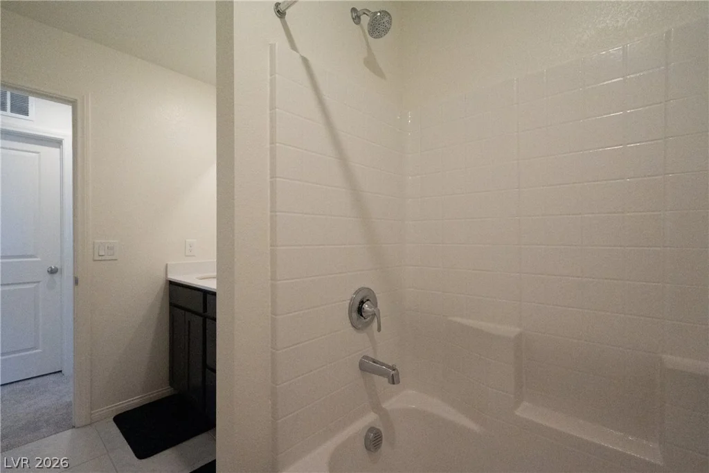 8447 Vacarez, Las Vegas, NV 89149
