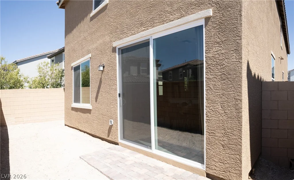 8447 Vacarez, Las Vegas, NV 89149
