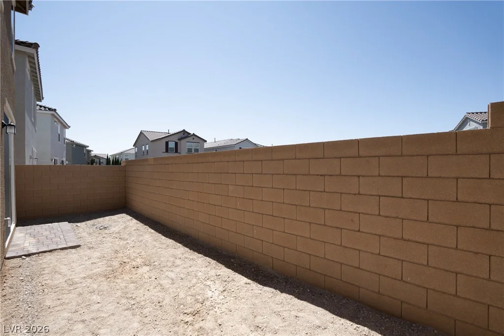 8447 Vacarez, Las Vegas, NV 89149