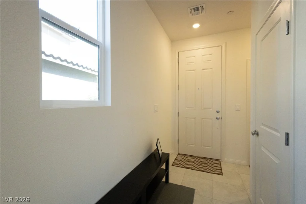 8447 Vacarez, Las Vegas, NV 89149