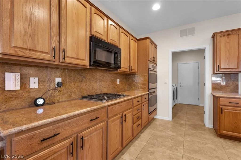 2237 Suffron Hills, Henderson, NV 89044