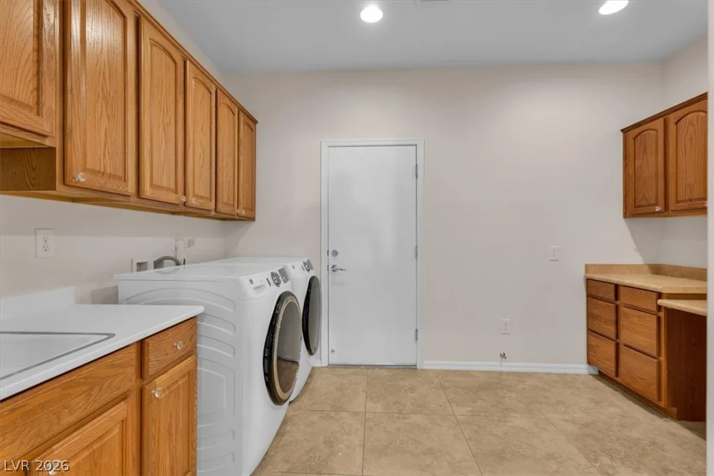 2237 Suffron Hills, Henderson, NV 89044