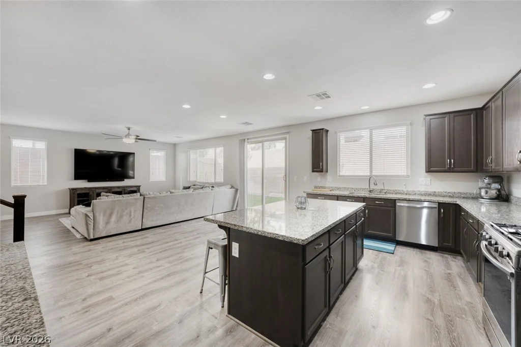 10532 Sparks Summit, Las Vegas, NV 89166
