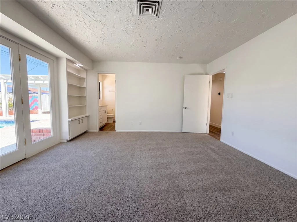 3800 El Portal, Las Vegas, NV 89102