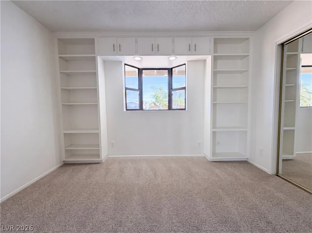 3800 El Portal, Las Vegas, NV 89102