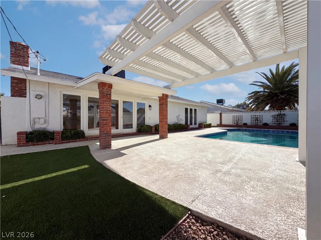 3800 El Portal, Las Vegas, NV 89102