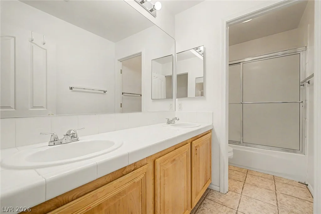 9367 Chateau St Jean, Las Vegas, NV 89123