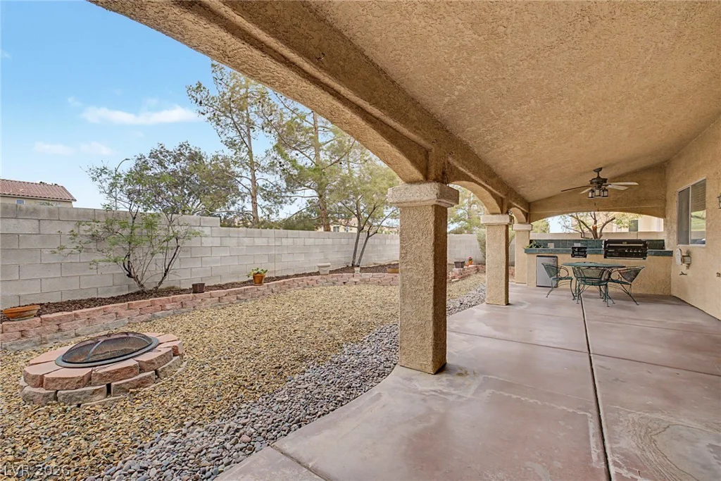 9367 Chateau St Jean, Las Vegas, NV 89123