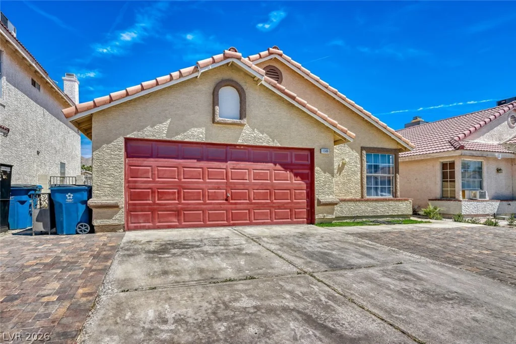 1586 Angel Falls, Las Vegas, NV 89142