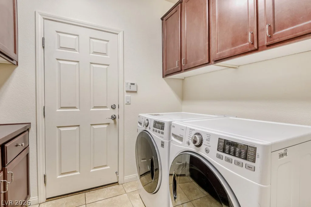6408 Mount Eden, Las Vegas, NV 89139