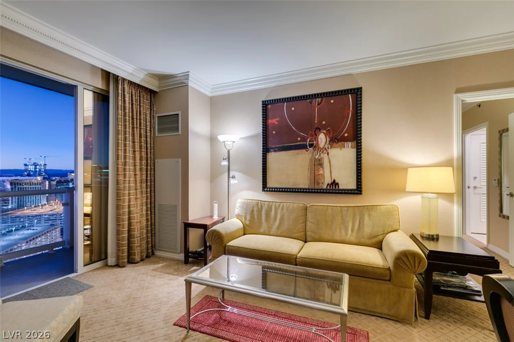 125 HARMON, Las Vegas, NV 89109