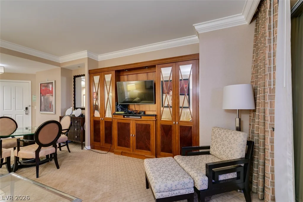 125 HARMON, Las Vegas, NV 89109