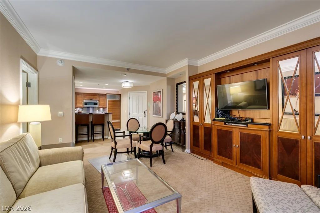 125 HARMON, Las Vegas, NV 89109