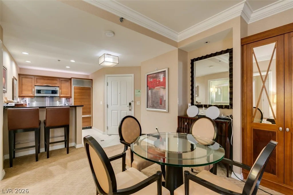125 HARMON, Las Vegas, NV 89109