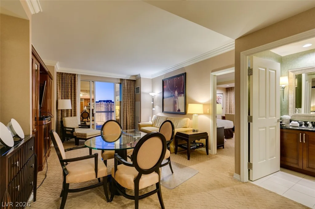 125 HARMON, Las Vegas, NV 89109