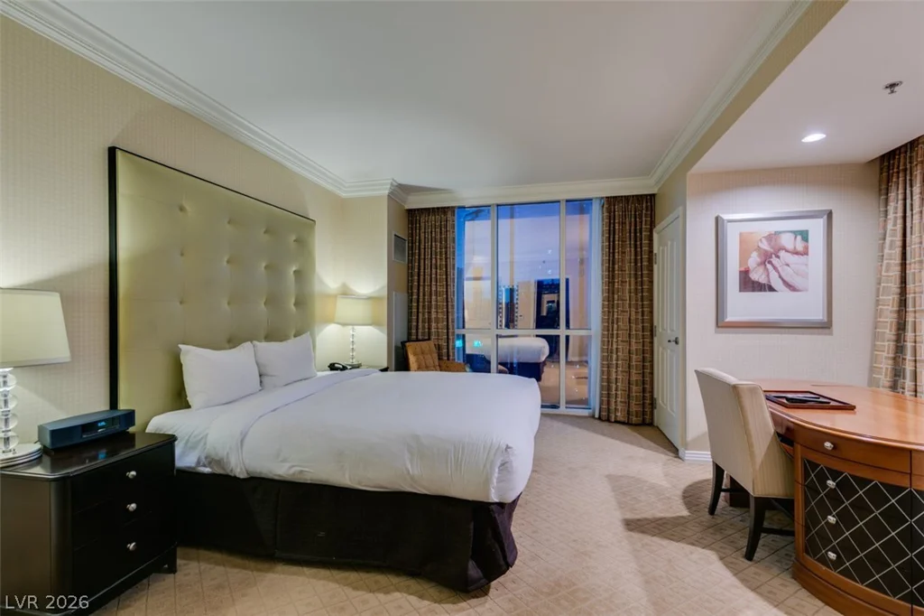 125 HARMON, Las Vegas, NV 89109