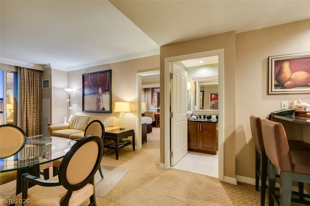 125 HARMON, Las Vegas, NV 89109
