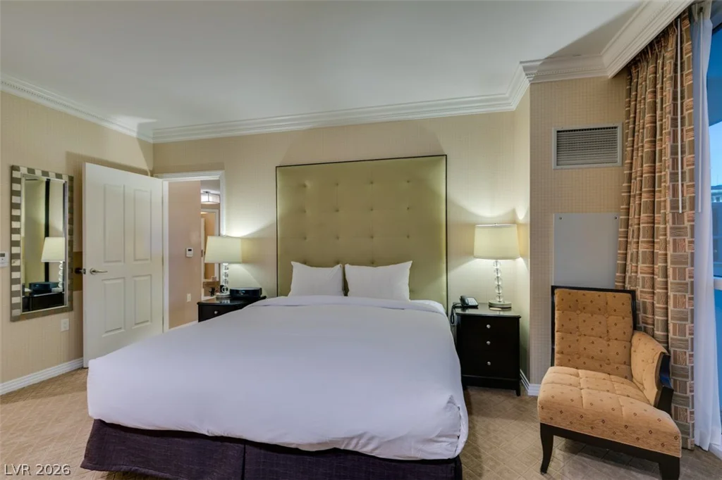 125 HARMON, Las Vegas, NV 89109
