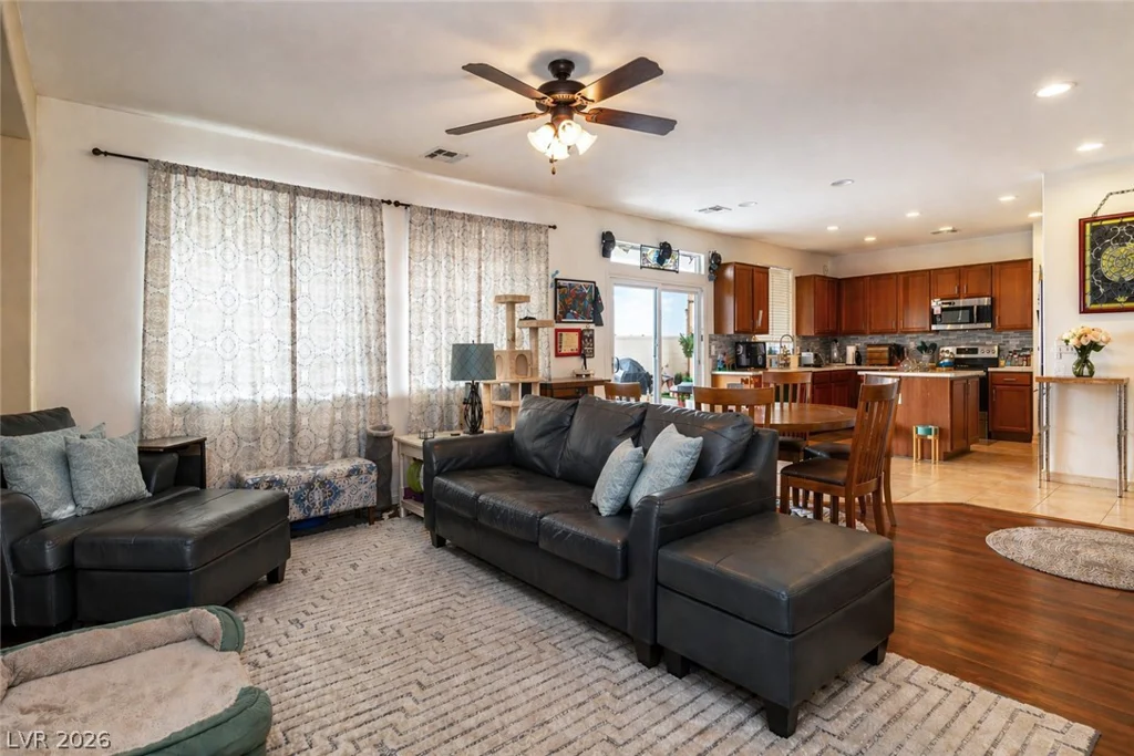 529 Lampshire, Pahrump, NV 89060
