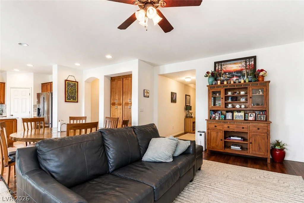 529 Lampshire, Pahrump, NV 89060